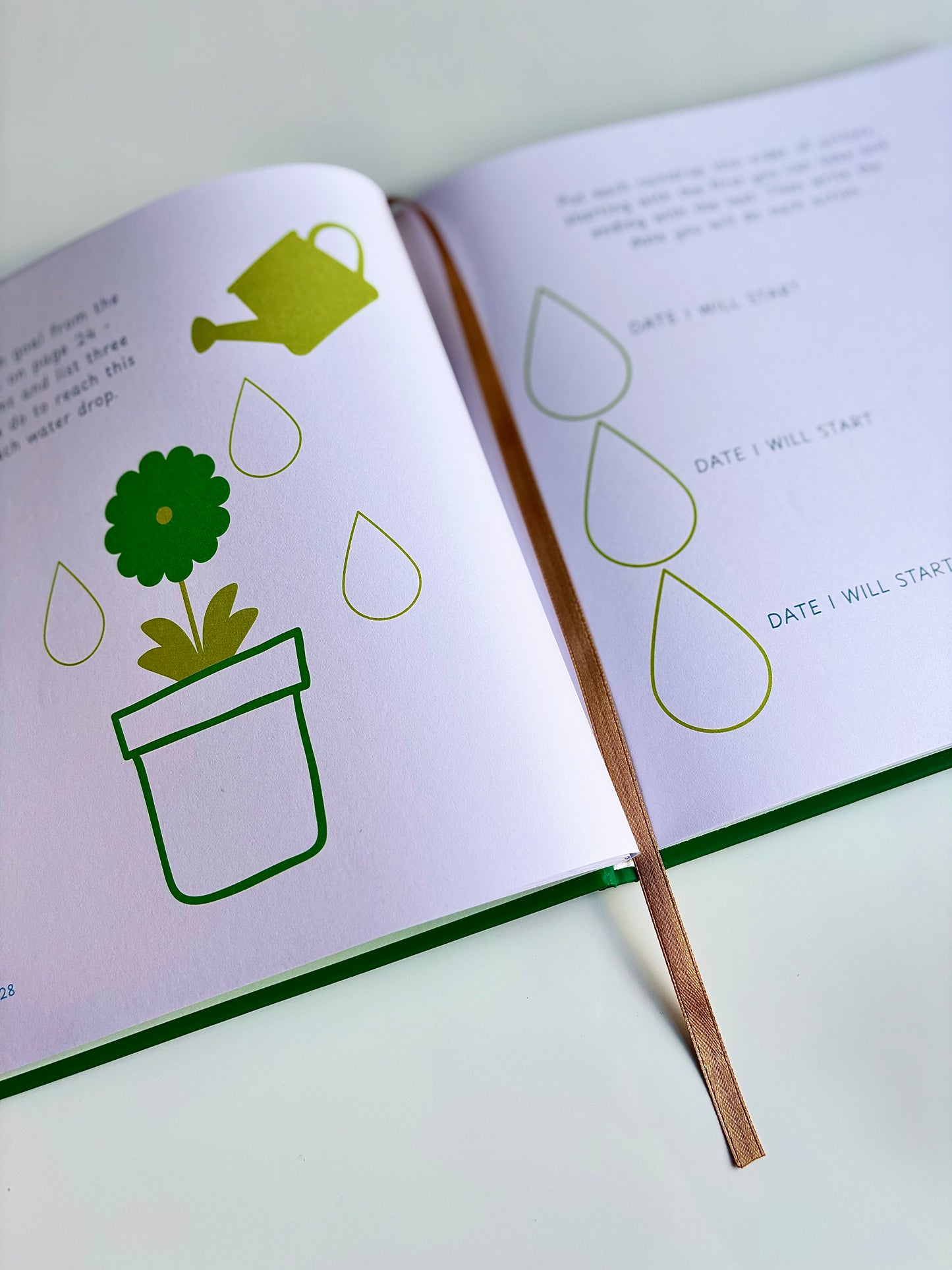 Minis Manifest Magic - Manifestation Journal GREEN